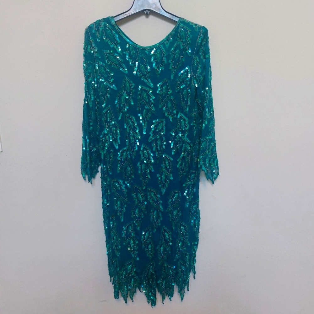 VINTAGE SCALA 100% SILK  Sequin Jagged Edge Dress Size Large Green.